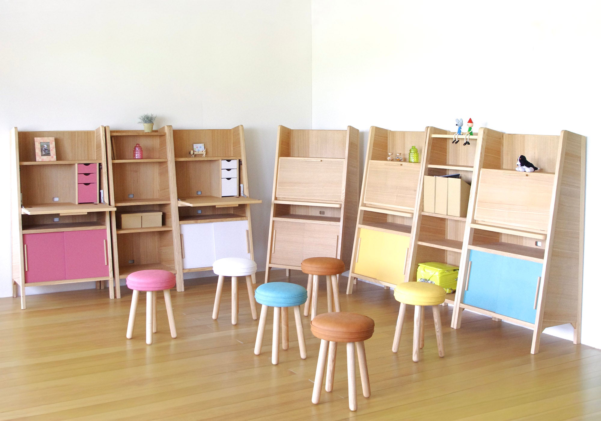 macaron ライティングデスク｜大雪木工